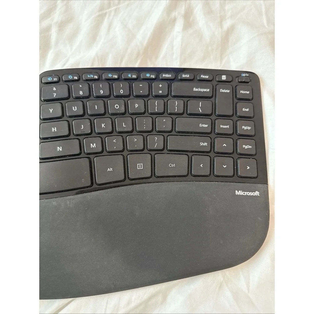 *NO DONGLE* Microsoft Sculpt Ergonomic Wireless Split Keyboard